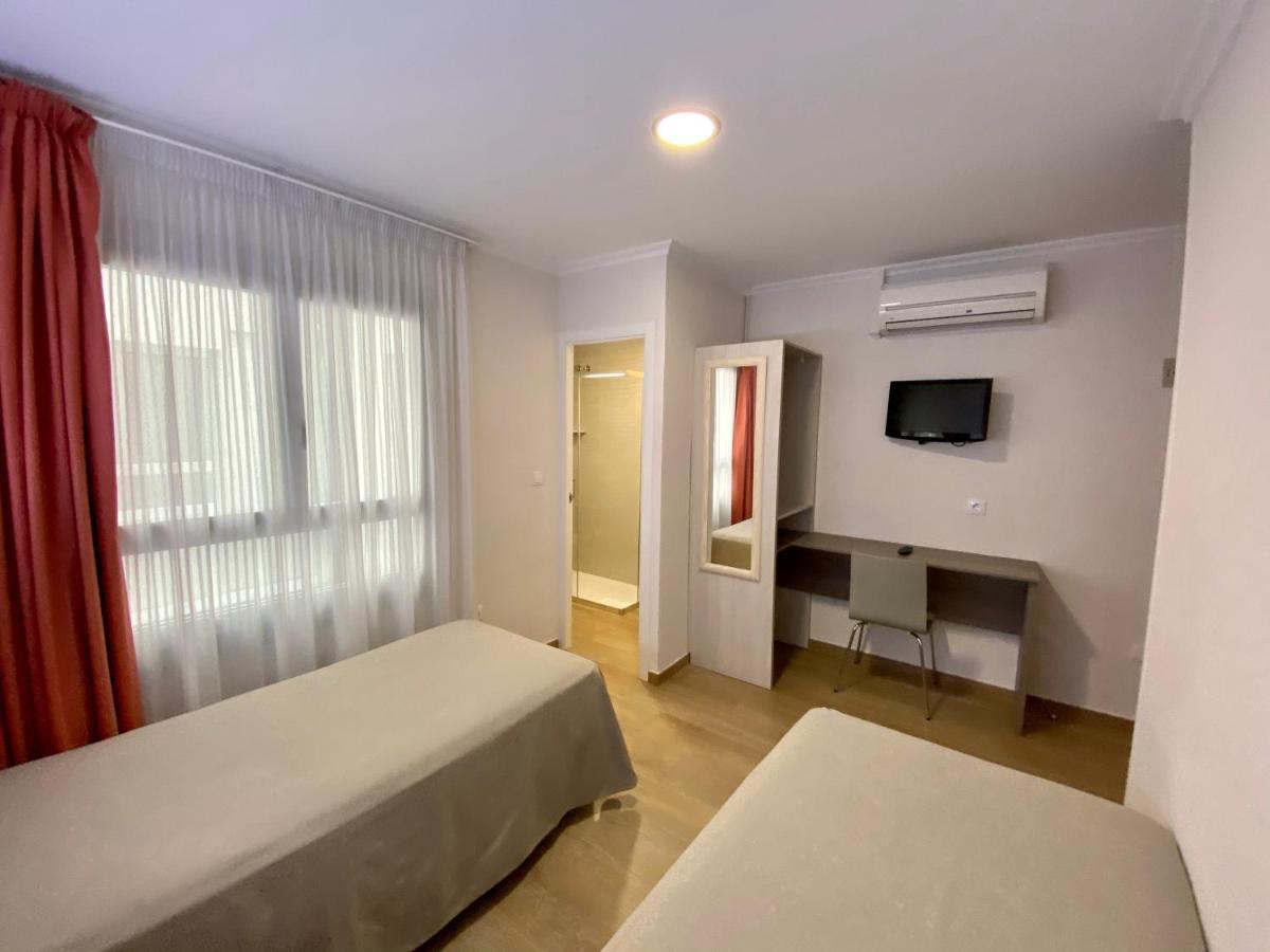 Hostal Pensimar Hotel El Altet Ngoại thất bức ảnh